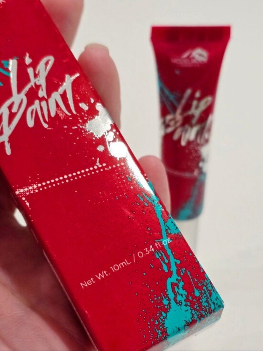 Modelrock ✦ Graffiti Lip Paint Red ✦ Glossy Full‑Coverage Vegan Longwear 10mL - Picture 6 of 8